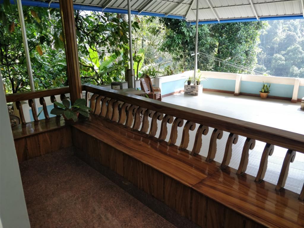 מונאר River View Inn מראה חיצוני תמונה