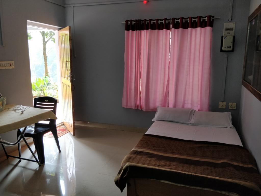 מונאר River View Inn מראה חיצוני תמונה