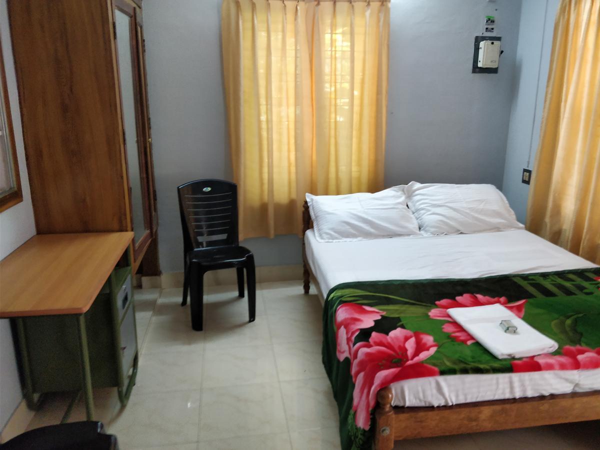 מונאר River View Inn מראה חיצוני תמונה