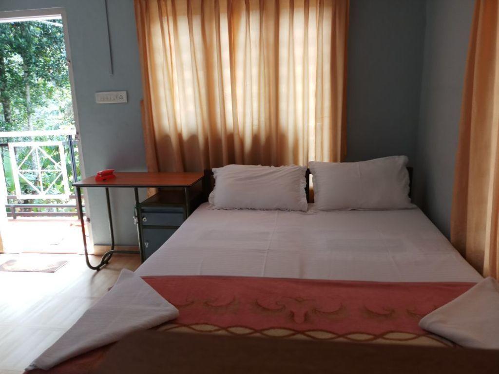 מונאר River View Inn מראה חיצוני תמונה
